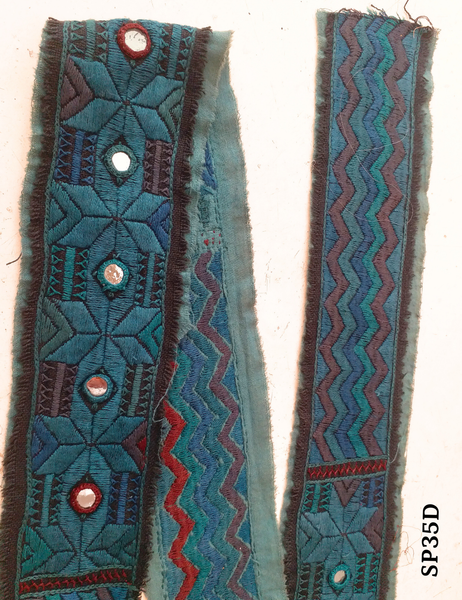 Hand embroidered vintage strip green SP35D