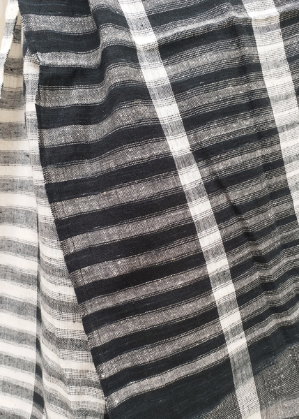 HANDWOVEN KALA COTTON SCARF with BOTANICAL Dyes - BHU - 01