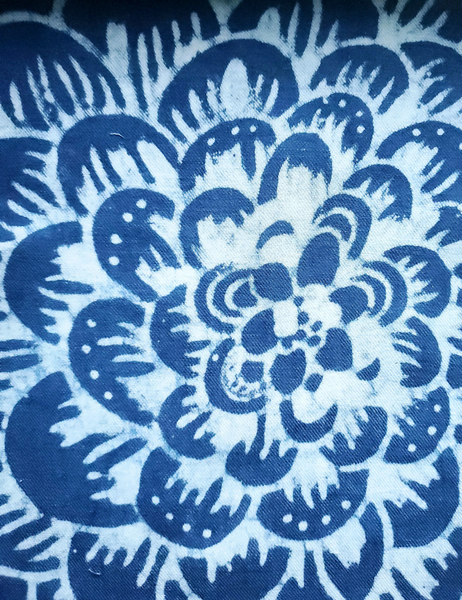 Big Twill Stole in Indigo blue Big Dalia