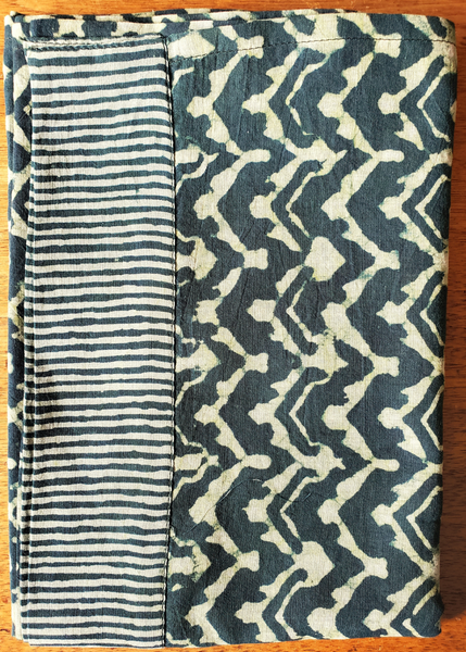 Stole Scarf in Indigo Green Verona print