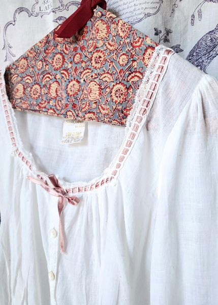 Sarah Clothes Victorian handloom white blouse size XS