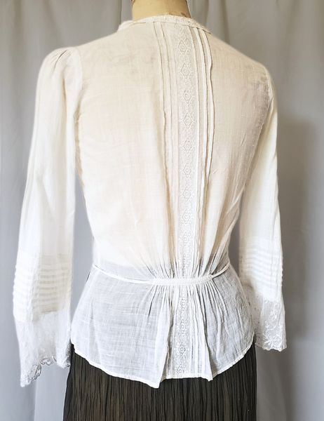 Sarah Vintage fine hand spun handwoven cotton Milkmaid blouse SC22