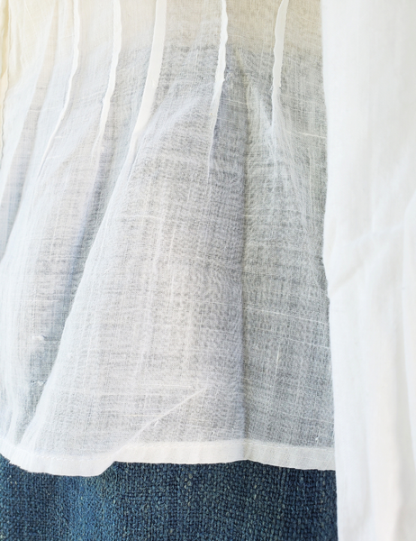 Sarah Vintage fine hand spun handwoven cotton Milkmaid blouse SC22