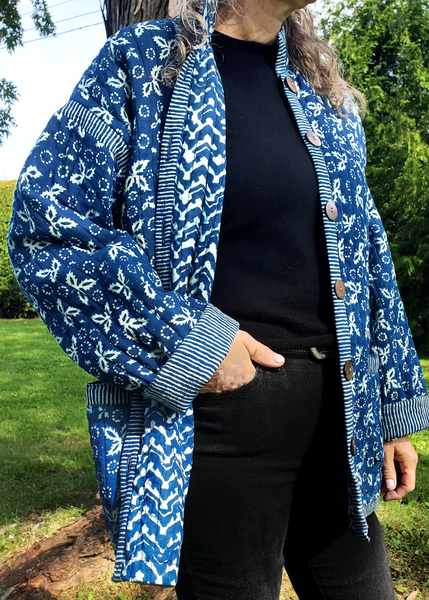 * NEW * QUILTED MADDY JACKET INDIGO PRINT