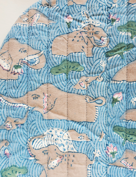 QUILTED COTTON TEA COSY