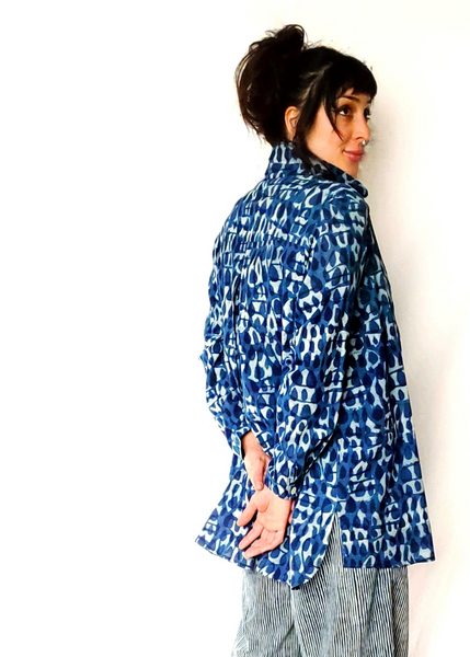 ELENA SHIRT IN INDIGO BASALT double resist print