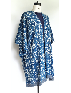 Playa Kimono in Indigo Blue Basalt print