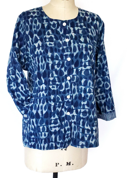 Six Button Blouse, Buttoned Up in Indigo Basalt Pattern. Has Pockets.