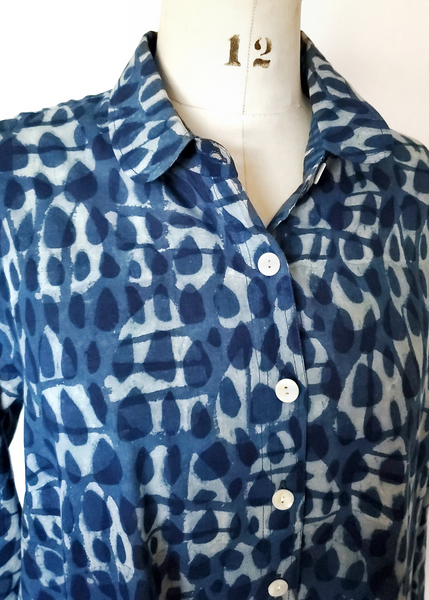 Close up of Mannequin with Elena Shirt in Indigo Basalt Print Button Up Top With Collar.