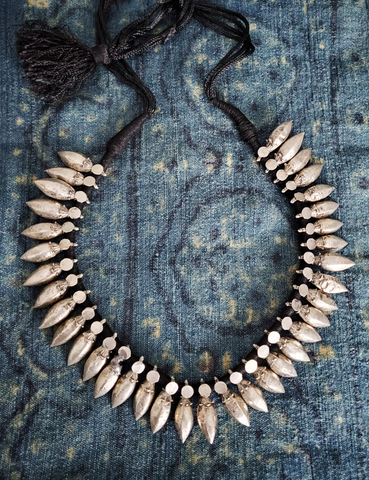 VINTAGE SILVER JASMINE BUD NECKLACE - CHJ06